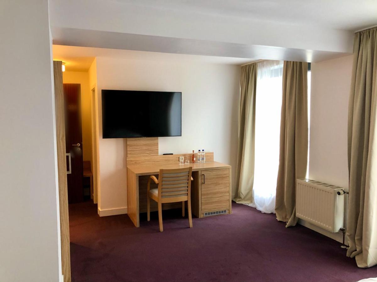 Hotel Park Theater 3*